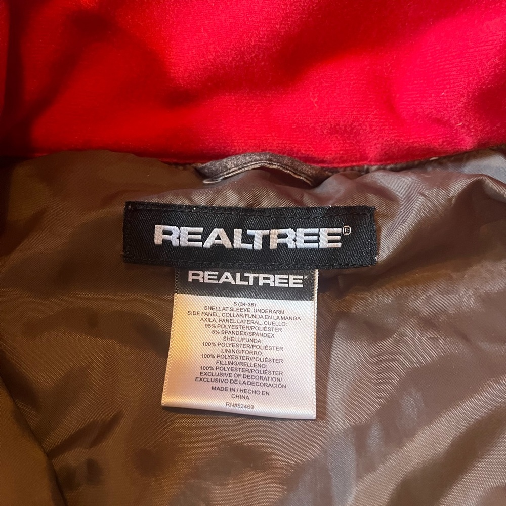 Real Tree Camo Soft Shell Jacket - image 2